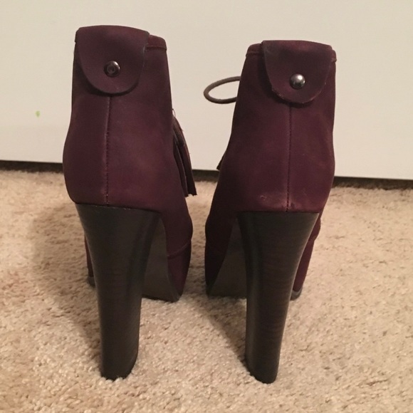Steve Madden Sashayy Lace Up Booties - Picture 4 of 4